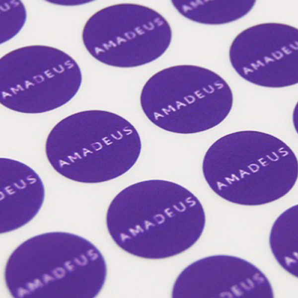 Изготовление наклеек, контурная резка в Лобне